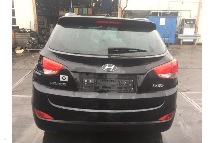 Hyundai iX35 2.0 16V Vehículo de desguace (2011, Negro)
