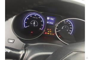 Hyundai iX35 2.0 16V Vehículo de desguace (2011, Negro)