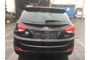 Hyundai iX35 2.0 16V Vehículo de desguace (2011, Negro)
