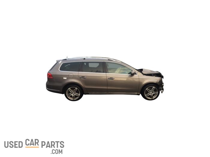 Volkswagen Passat Variant 2.0 TDI 16V 170 Schrottauto (2010, Braun)