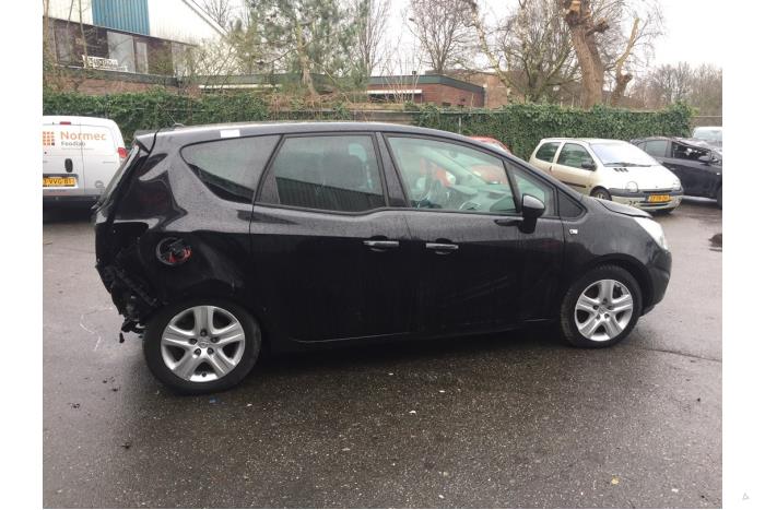 Opel Meriva 1.7 CDTI 16V Épave (2011, Noir)