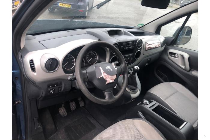 Peugeot Partner Tepee 1.6 VTI 120 16V Vehículo de desguace (2012, Azul)