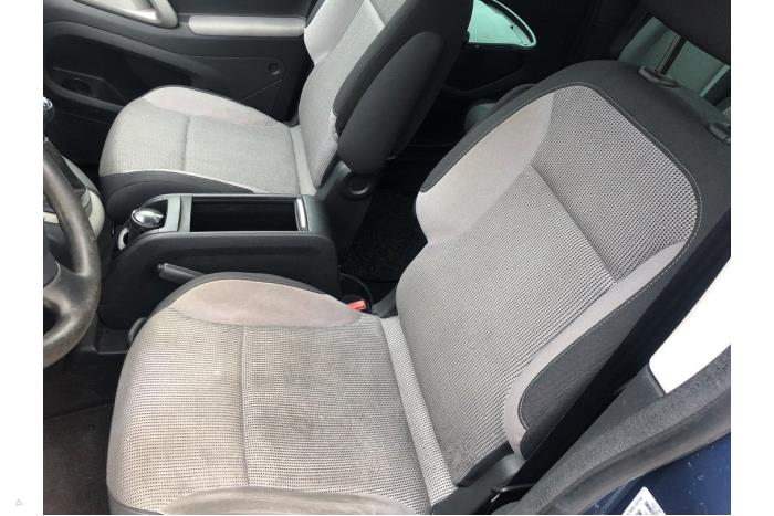 Peugeot Partner Tepee 1.6 VTI 120 16V Vehículo de desguace (2012, Azul)
