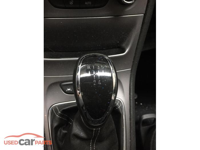 Opel Astra K 1.0 SIDI Turbo 12V Épave (2017, Métallisé, Argenté)