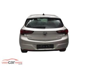 Opel Astra K 1.0 SIDI Turbo 12V Épave (2017, Métallisé, Argenté)