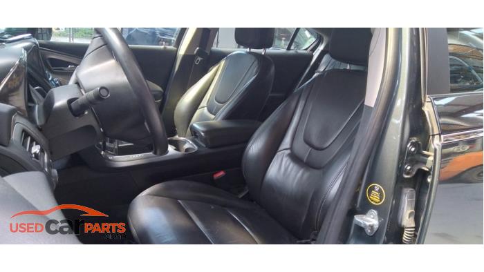 Opel Ampera 1.4 16V Épave (2012, Gris)