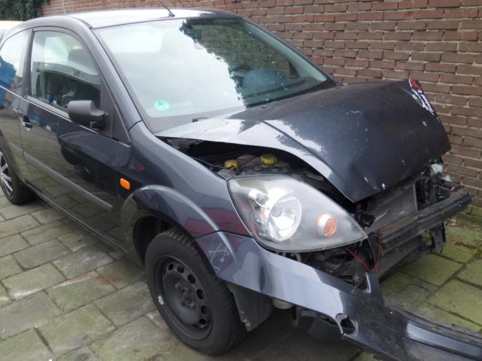 Ford Fiesta Salvage vehicle (2006, Anthracite)