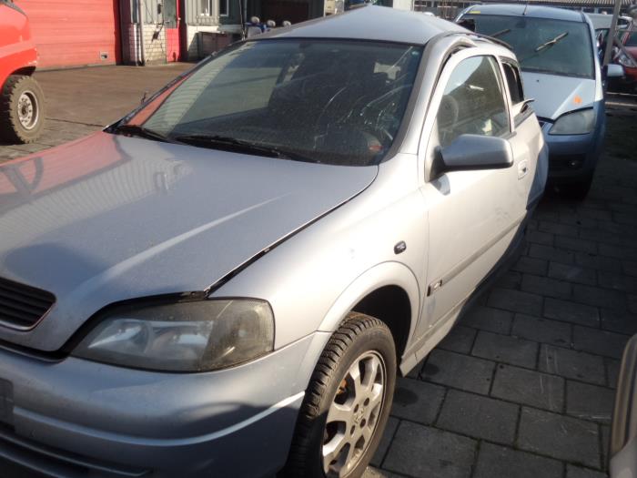 Opel Astra G 1.6 Salvage vehicle (2004, Silver)
