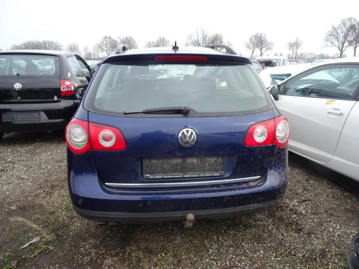 Volkswagen Passat Schrottauto (2006, Blau)