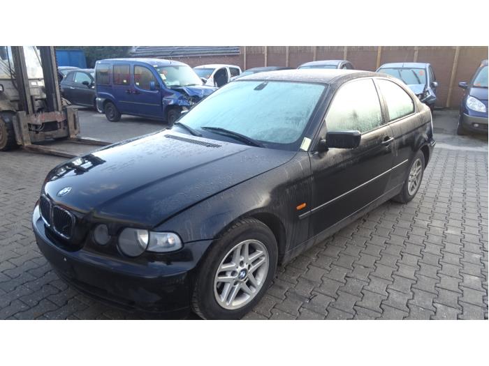BMW 3 serie Compact 316ti 16V Salvage vehicle (2002, Black)