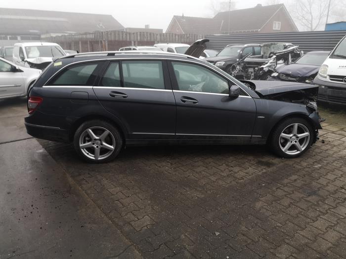 Mercedes C Estate 2.2 C-220 CDI 16V BlueEfficiency Schrottauto 
