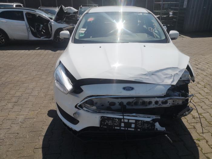 Ford Focus 3 Wagon 1.0 Ti-VCT EcoBoost 12V 100 Salvage vehicle (2017, White)