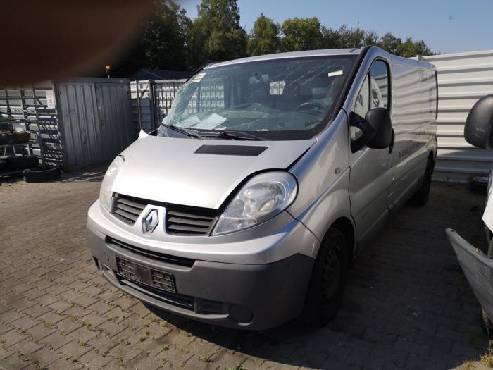 Renault Trafic New 2.0 dCi 16V 115 Salvage vehicle (2012, Gray)
