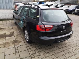 Seat Exeo ST 1.8 TSI 16V Épave (2011, Noir)