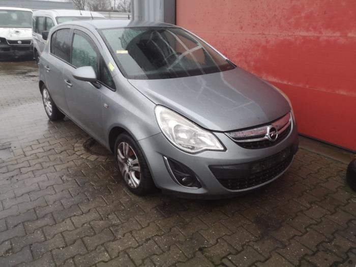 opel-corsa-d-1-3-cdti-16v-ecoflex-pave-2012-gris