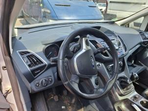 Ford C-Max 2.0 TDCi 16V Épave (2014)