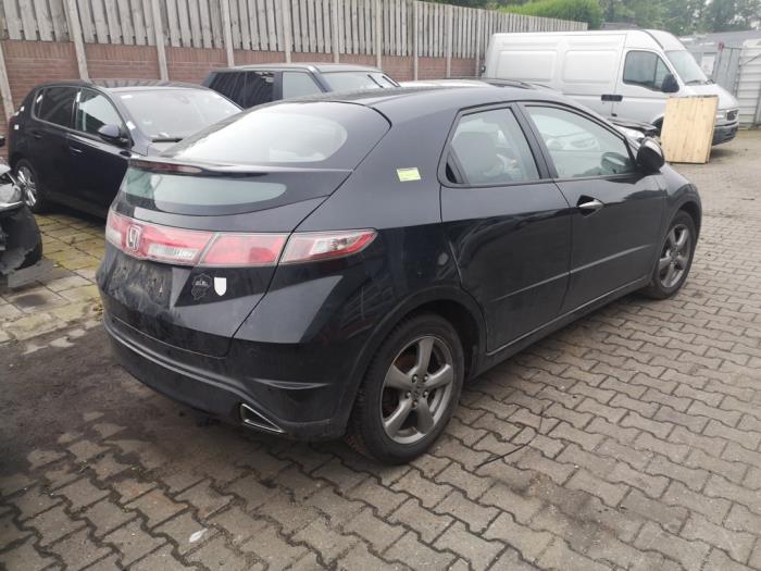 Honda Civic 1.4i Type S 16V Skrotfordon (2009, ZWART)