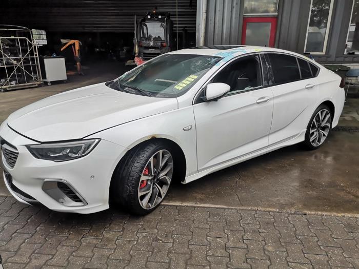 Opel Insignia Grand Sport 2.0 CDTI 16V 4x4 Samochód złomowany (2020, Bialy)
