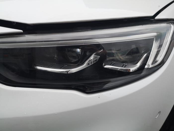 Opel Insignia Grand Sport 2.0 CDTI 16V 4x4 Samochód złomowany (2020, Bialy)
