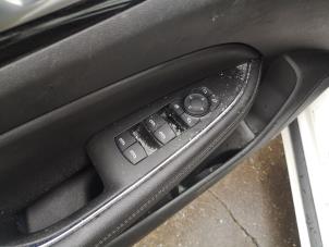 Opel Insignia Grand Sport 2.0 CDTI 16V 4x4 Samochód złomowany (2020, Bialy)