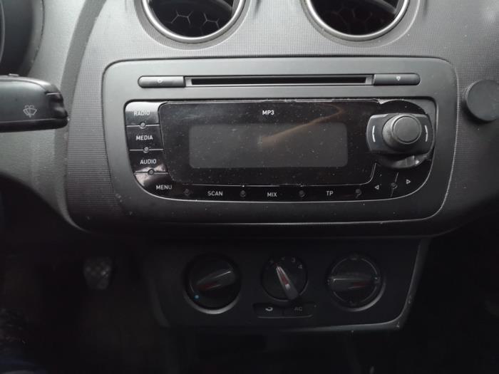 Seat Ibiza IV 1.4 TDI Épave (2009, Noir)
