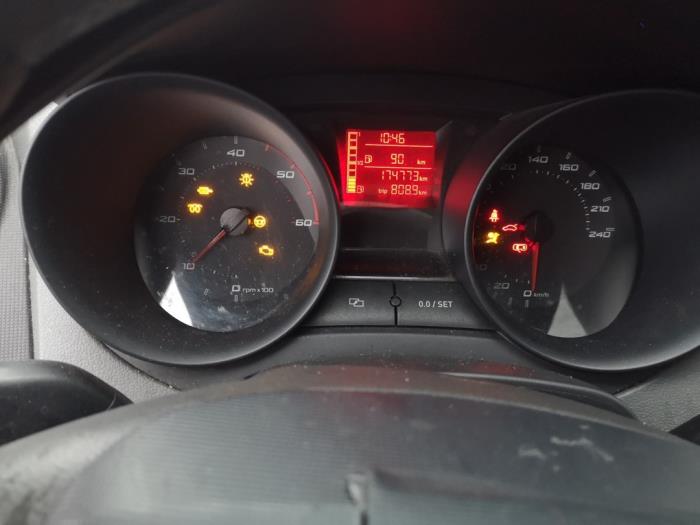 Seat Ibiza IV 1.4 TDI Épave (2009, Noir)