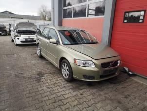 Volvo V50 1.6 D 16V Épave (2010, Vert)