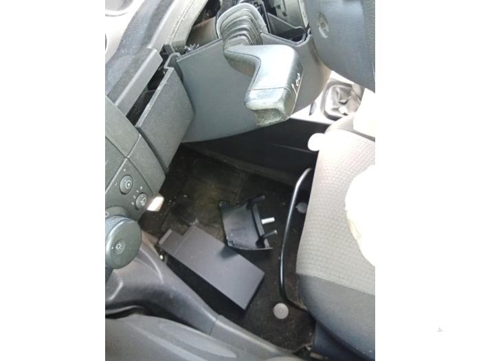 Opel Meriva 1.6 16V Skrotfordon (2005, GRIJS)