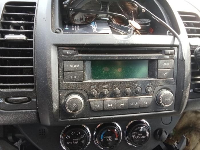 Nissan Note 1.5 dCi 90 Épave (2011, Rouge)
