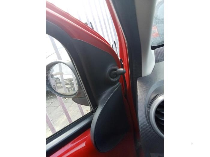 Toyota Aygo 1.0 12V VVT-i Vehículo de desguace (2010, Rojo)