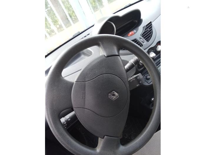 Renault Twingo II 1.2 Schrottauto (2009, Schwarz)