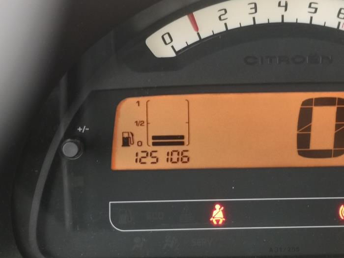 Citroen C3 Pluriel 1.6 16V Schrottauto (2007, Violett)
