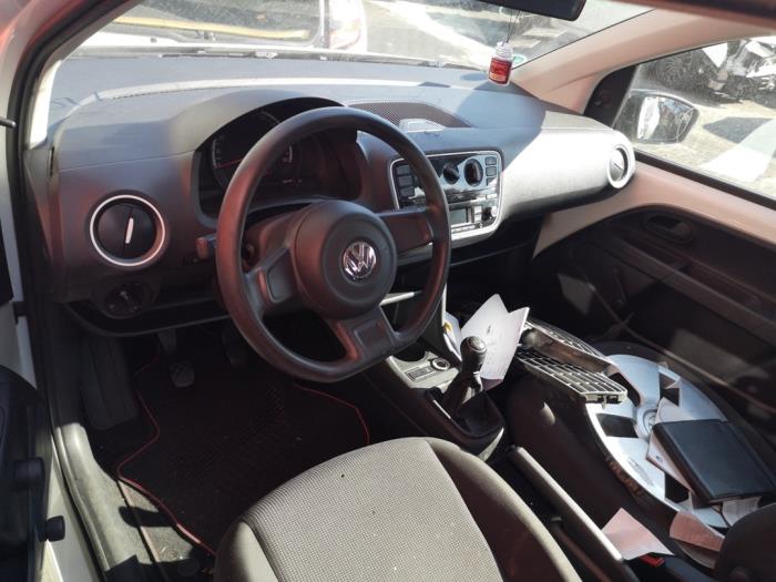 Volkswagen Up! 1.0 12V 60 Samochód złomowany (2015, Bialy)