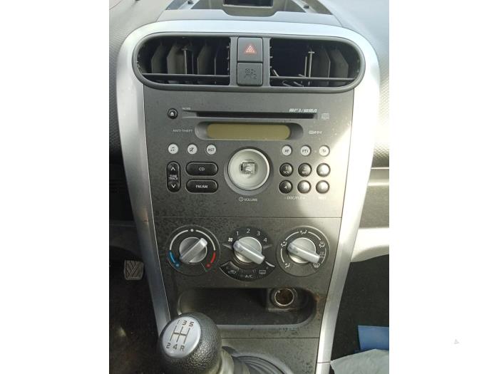 Opel Agila 1.2 16V Schrottauto (2012, Grau)