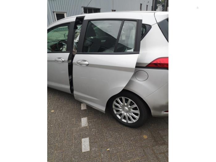 Ford B-Max 1.6 Ti-VCT 16V Schrottauto (2015, Grau)