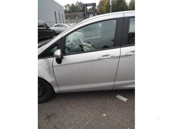 Ford B-Max 1.6 Ti-VCT 16V Schrottauto (2015, Grau)