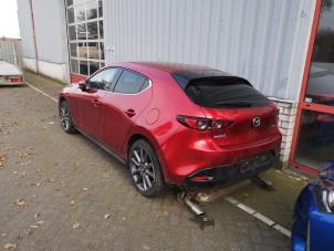 Mazda 3 Sport 2.0 SkyActiv-G 122 Mild Hybrid 16V Samochód złomowany (2021, Czerwony)