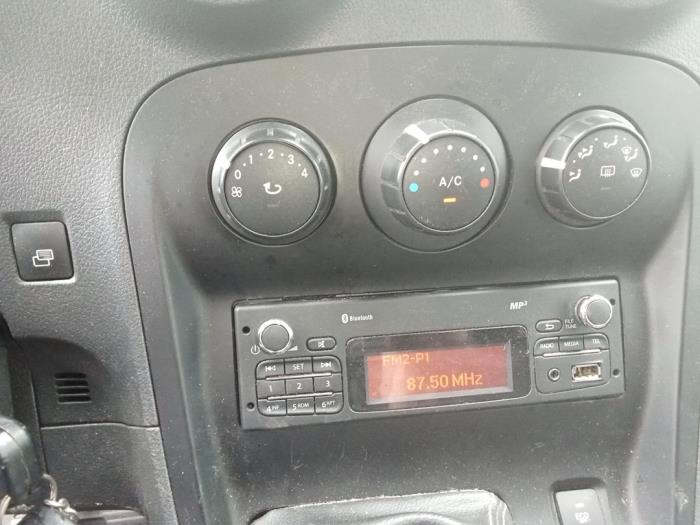 Mercedes Citan 1.5 109 CDI Épave (2017, Gris)