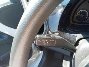 Volkswagen Up! 1.0 12V 60 Vehículo de desguace (2015, Blanco)