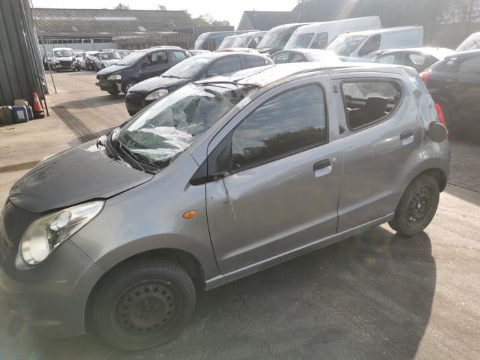 Suzuki Alto 1.0 12V Samochód złomowany (2013, Szary)