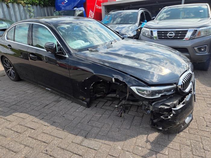 BMW 3 serie 320d 2.0 TwinPower Turbo 16V Vehículo de desguace (2019, Negro)