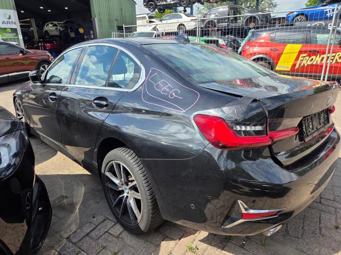 BMW 3 serie 320d 2.0 TwinPower Turbo 16V Vehículo de desguace (2019, Negro)