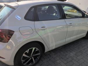 Volkswagen Polo VI 1.0 TSI 12V Vehículo de desguace (2022, Gris)