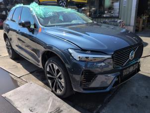 Volvo XC60 II 2.0 T6 16V Recharge, Twin Engine AWD Vehículo de desguace (2026, Azul)