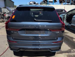 Volvo XC60 II 2.0 T6 16V Recharge, Twin Engine AWD Vehículo de desguace (2026, Azul)