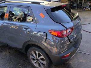 Kia Stonic 1.0i T-GDi 12V Eco-Dynamics+ Vehículo de desguace (2021, Gris)