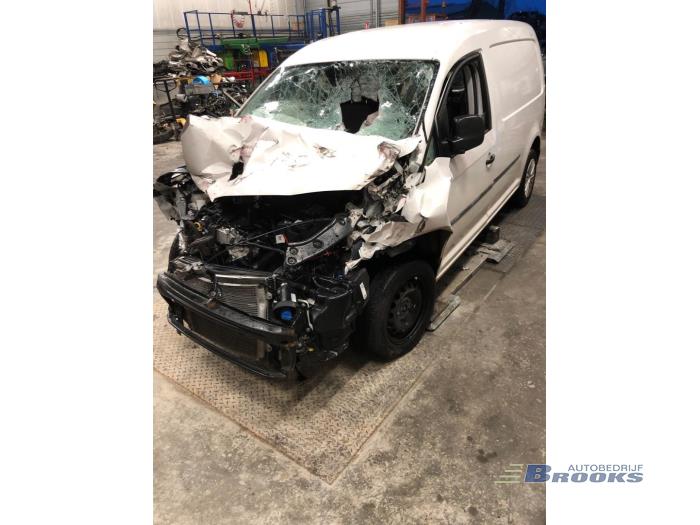 Volkswagen Caddy IV 2.0 TDI 102 Salvage vehicle (2019, White)