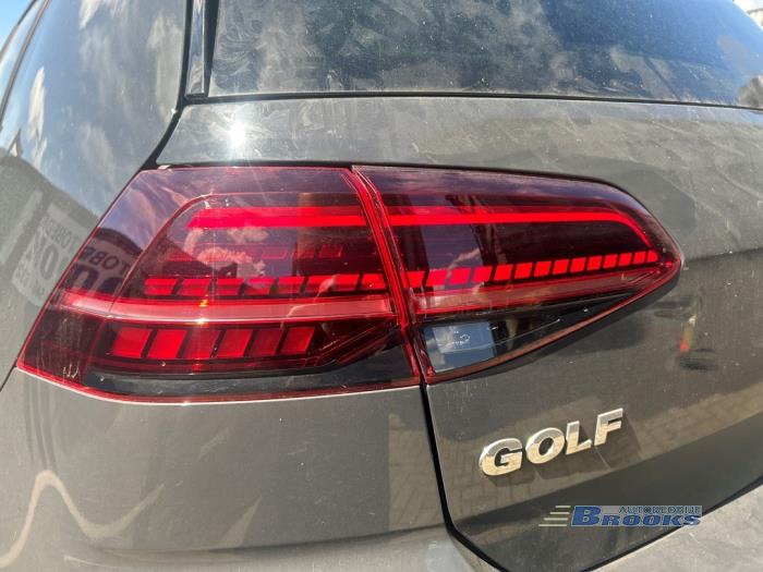 Volkswagen Golf VII 1.5 TSI Evo BlueMotion 16V Épave (2018, Gris)
