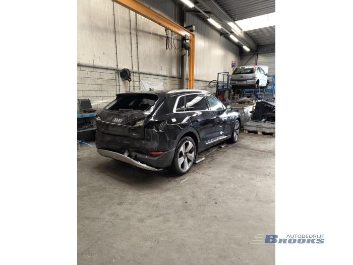 Audi E-Tron 55 Épave (2020, Noir)