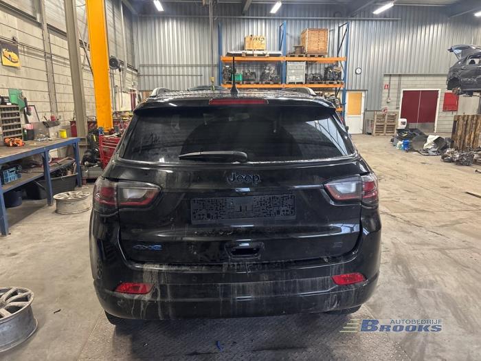 Jeep Compass II 1.3 4XE 240 16V 4x4 Épave (2022, Noir)